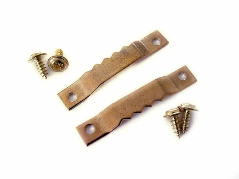 Brass Saw Tooth Hangers with Screws (10 pieces)