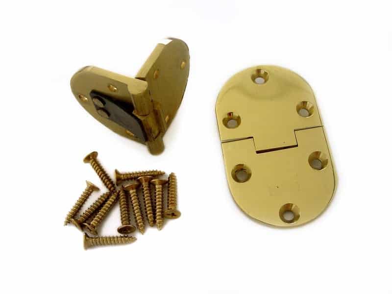 2 1/2" x 1 1/2" x 1/8" hinges with lock (1 pair)